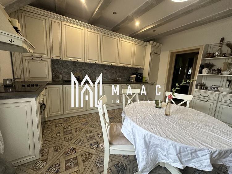 Apartament cu 4 camere decomandat, mobilat în Central