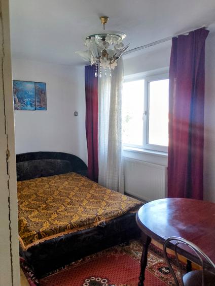 Apartament cu 3 camere, mobilat în Tipografilor