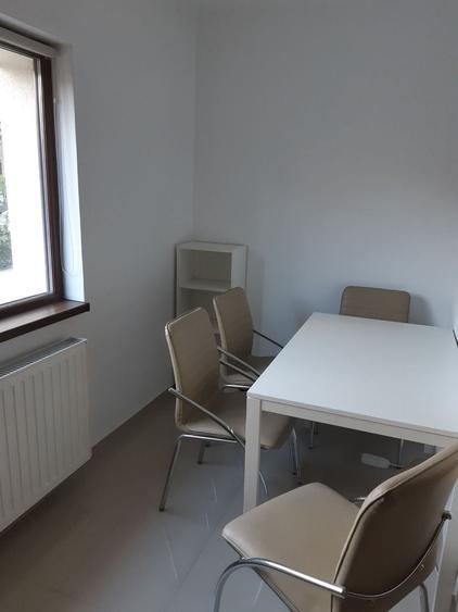 Apartament cu 2 camere decomandat, mobilat în Eroii Revoluției