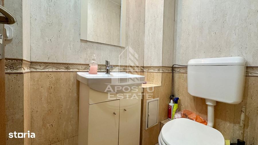 Apartament cu 3 camere decomandat în Soarelui