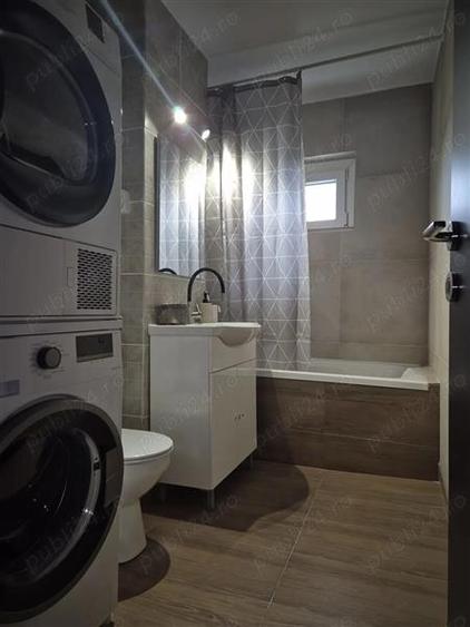 Apartament cu 3 camere decomandat, mobilat în Complex Studențesc