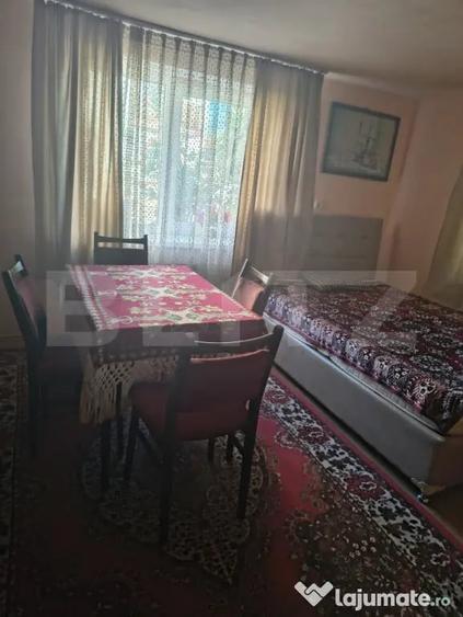 Casă cu 4 camere cu Teren 424 Mp în Central