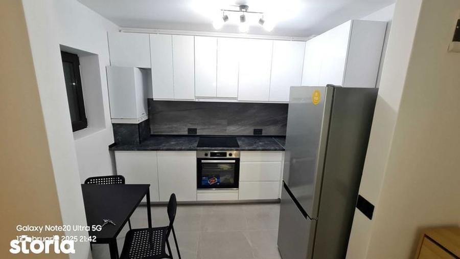 Proprietar , inchiriez 2 cam Otopeni - 4