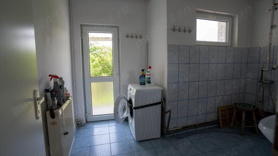 Casă cu 4 camere cu Teren 3900 Mp în Glodeni