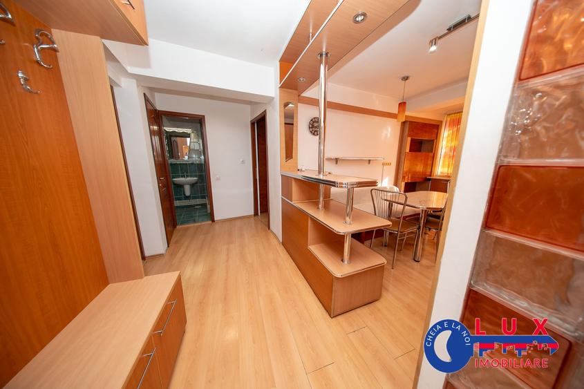 Apartament cu 2 camere decomandat în Babadag