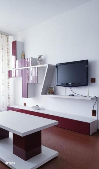 Apartament cu 3 camere decomandat, mobilat în Inel II