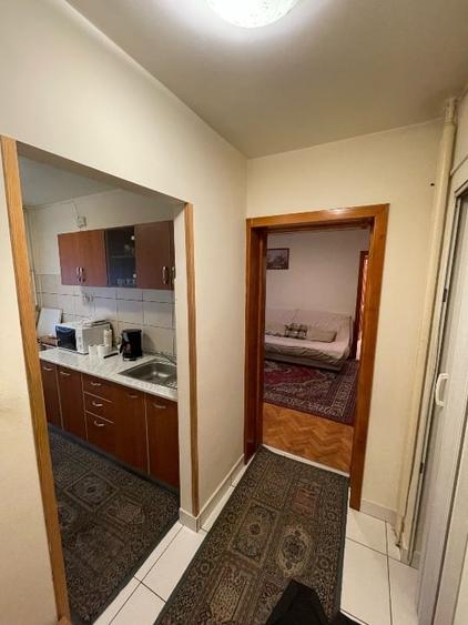 Apartament cu 2 camere decomandat, mobilat în Tipografilor