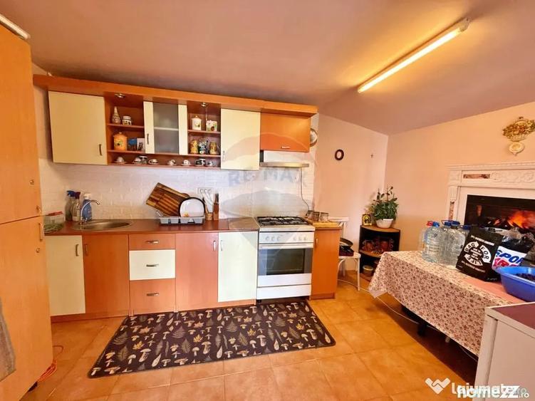 Casă cu 3 camere cu Teren 1410 Mp în Șofronea