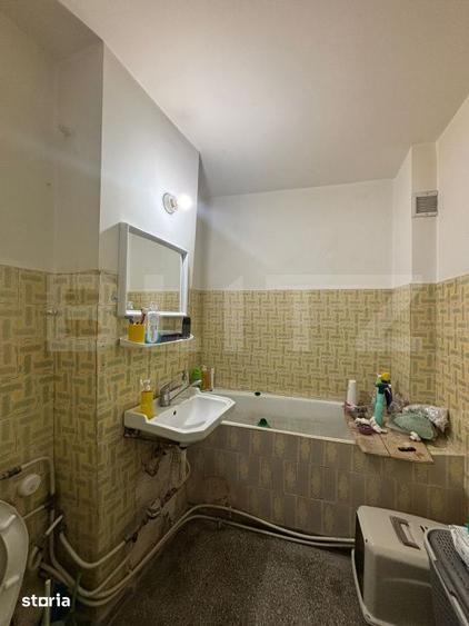 Apartament cu 4 camere decomandat, mobilat în Galata