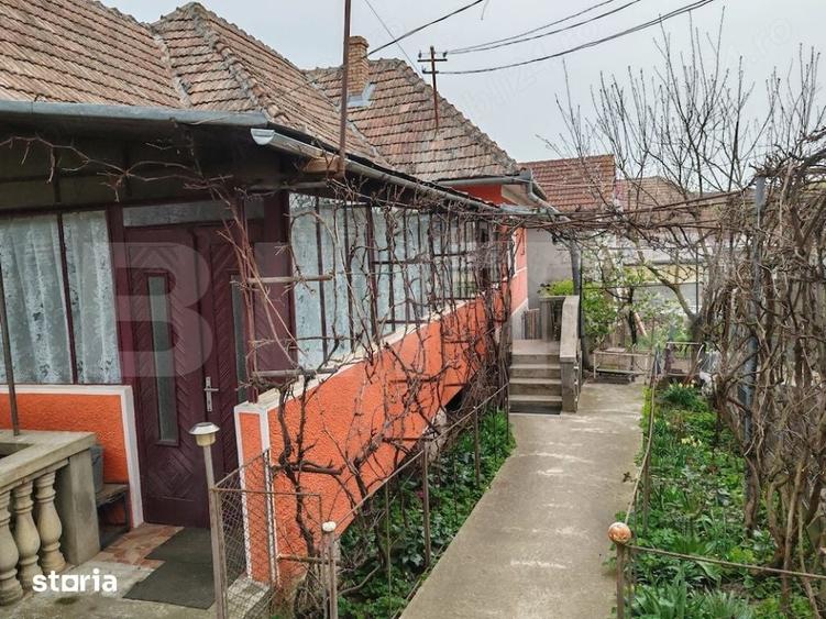 Casă cu 5 camere cu Teren 580 Mp în Central