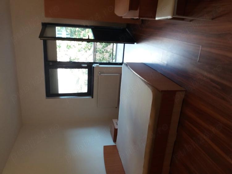 Apartament cu 3 camere decomandat în Universitate