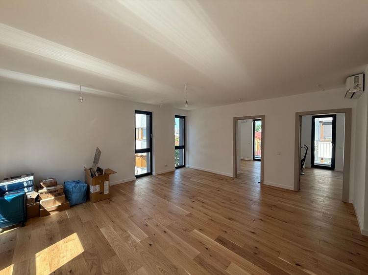 Vanzare Apartament 3 camere - 123 mp - Zona VItan - Bloc nou - 2