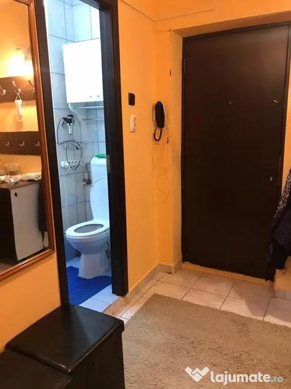 Tineretului etaj 5 la metrou - 7