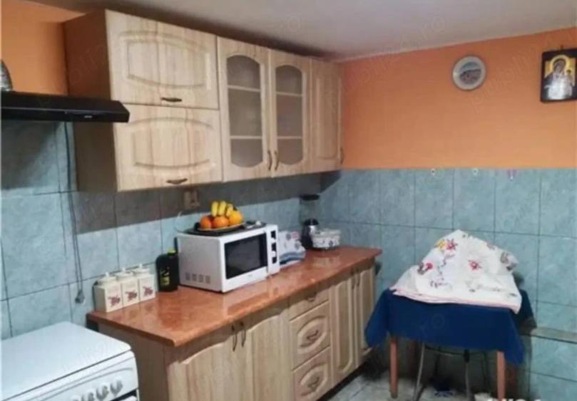 Casă cu 2 camere cu Teren 1000 Mp în Tămașda