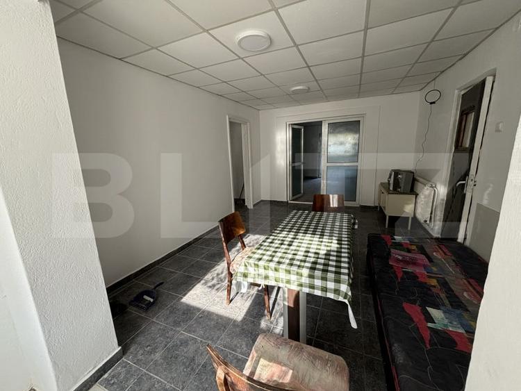 Apartament cu 7 camere decomandat, mobilat în Șimleu Silvaniei