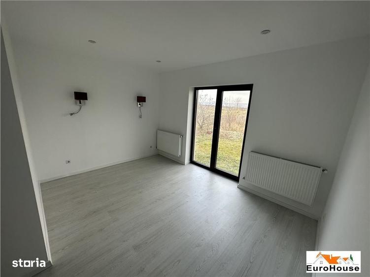 Casă cu 3 camere în Central