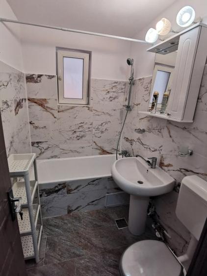 Apartament cu 2 camere semidecomandat, mobilat în Iancului