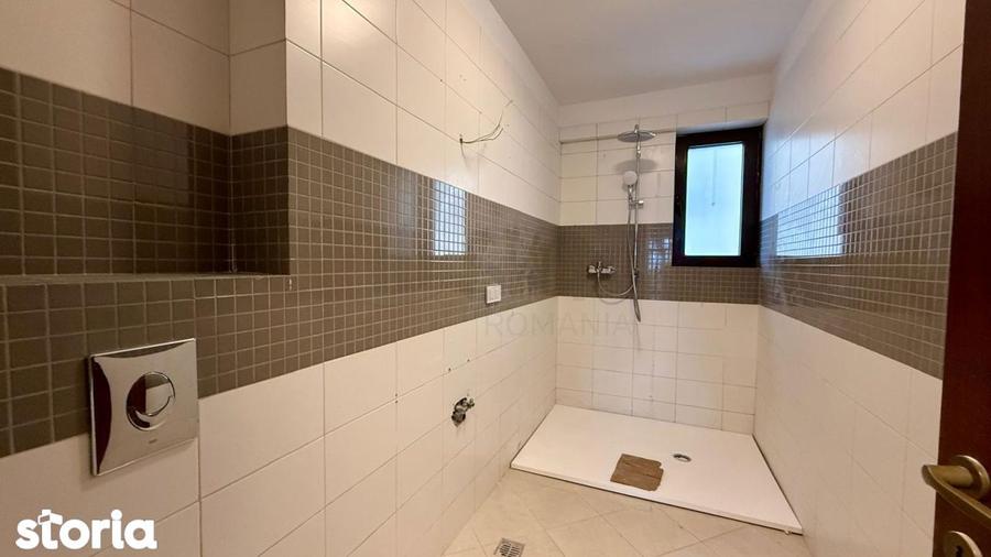 Apartament cu 4 camere în Clucerului