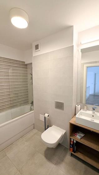 Apartament cu 3 camere decomandat, mobilat în Aviației