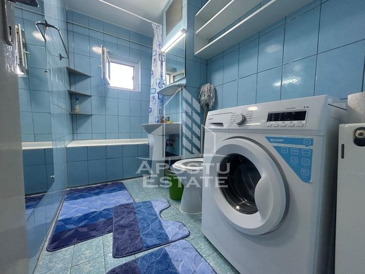 Apartament cu 2 camere semidecomandat în Dâmbovița
