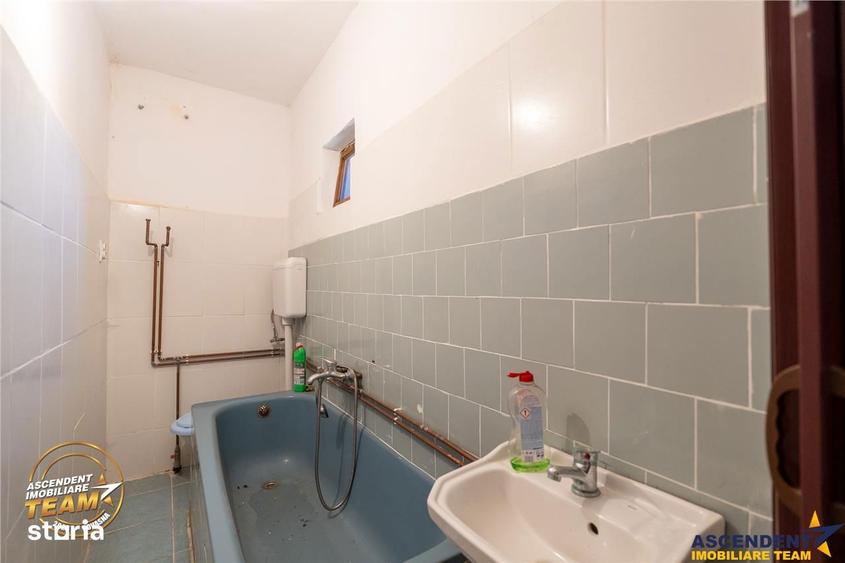 Casă cu 4 camere cu Teren 412 Mp în Brețcu