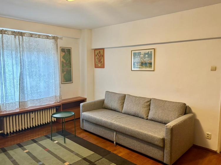 Apartament cu 2 camere decomandat în Națiunile Unite