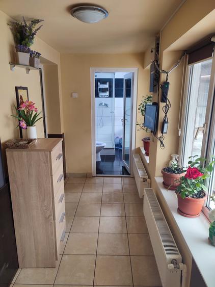 Casă cu 2 camere cu Teren 200 Mp în Palas