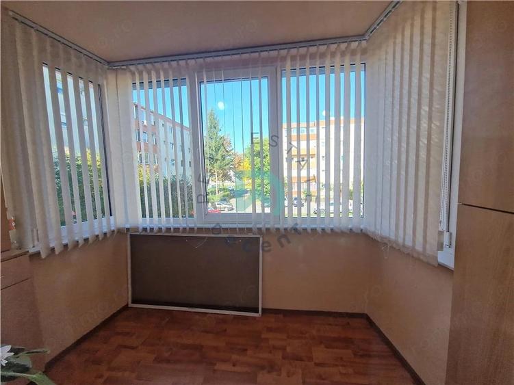 Apartament 3 camere, etaj intermediar,Tractorul, Brasov - 16