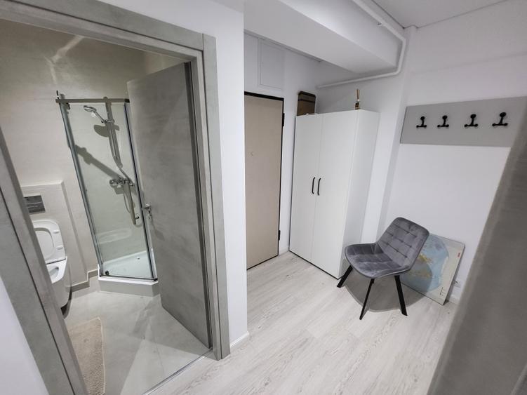 Apartament cu 3 camere decomandat în Mazepa 2