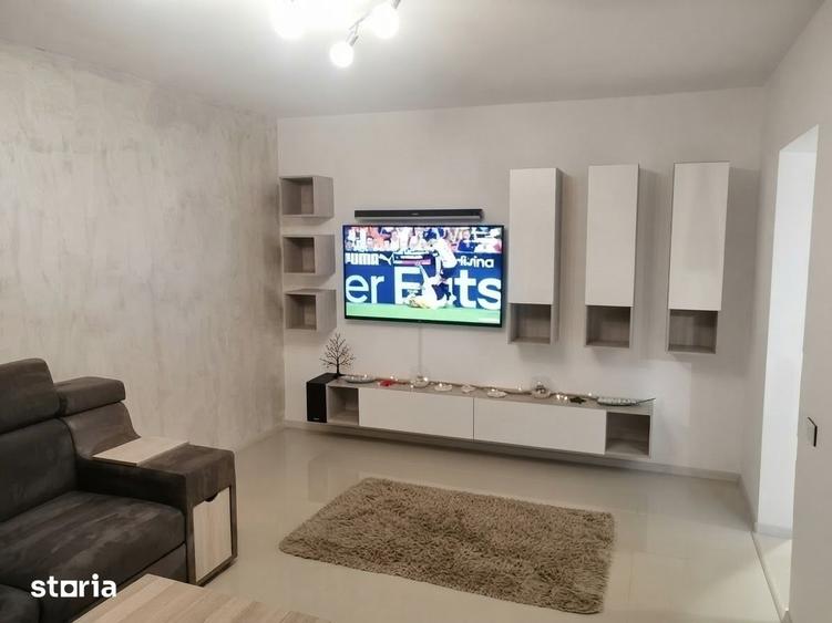 Apartament cu 3 camere, mobilat în Tomis Nord