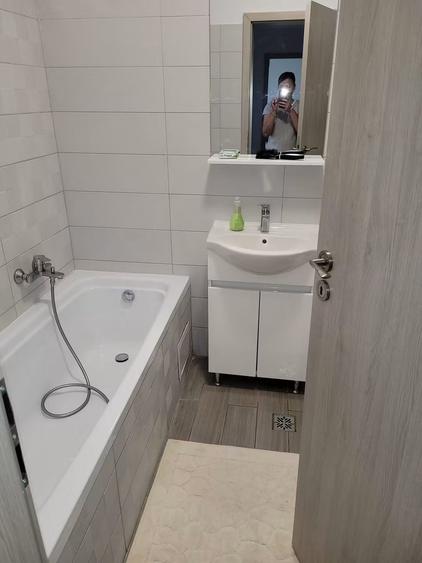 Apartament cu 2 camere decomandat în Popoveni