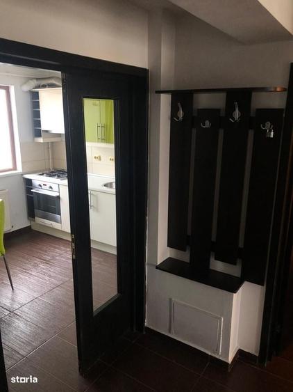 Apartament cu 3 camere în Crângași