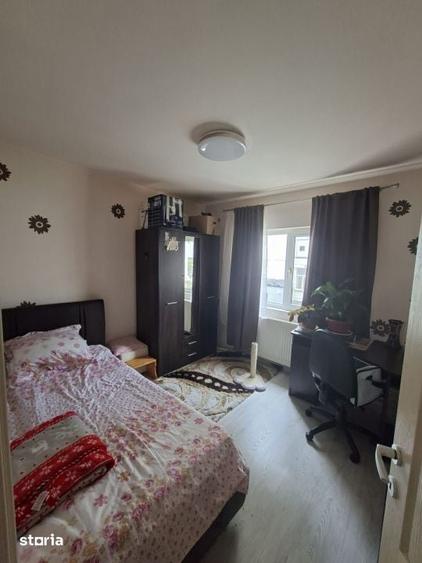 Apartament cu 3 camere în Traian
