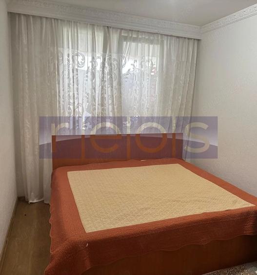 Apartament cu 4 camere decomandat, mobilat în Dristor