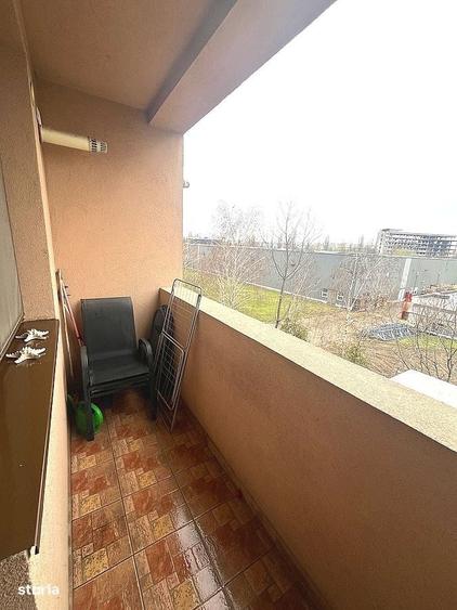 Apartament cu 3 camere semidecomandat în Central