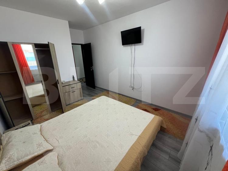 Apartament de inchiriat, cu 2 camere decomandat, 48 mp in zona Comuna din Paris - 4