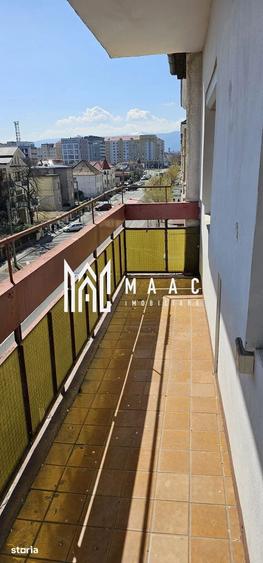Apartament cu 4 camere în Calea Dumbrăvii