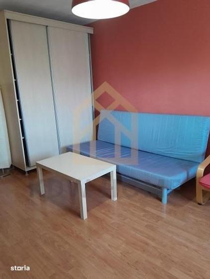 Garsonieră decomandată în Iancului