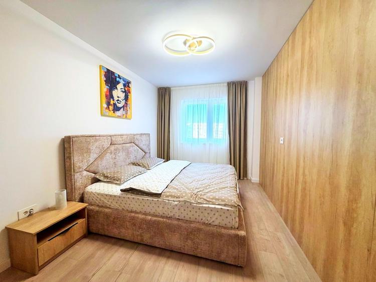 Apartament cu 3 camere decomandat în Iosia