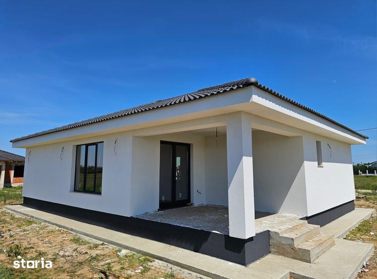 Casă cu 4 camere cu Teren 519 Mp în Sântandrei