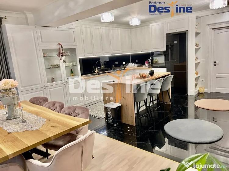 Apartament cu 3 camere decomandat în Bucium