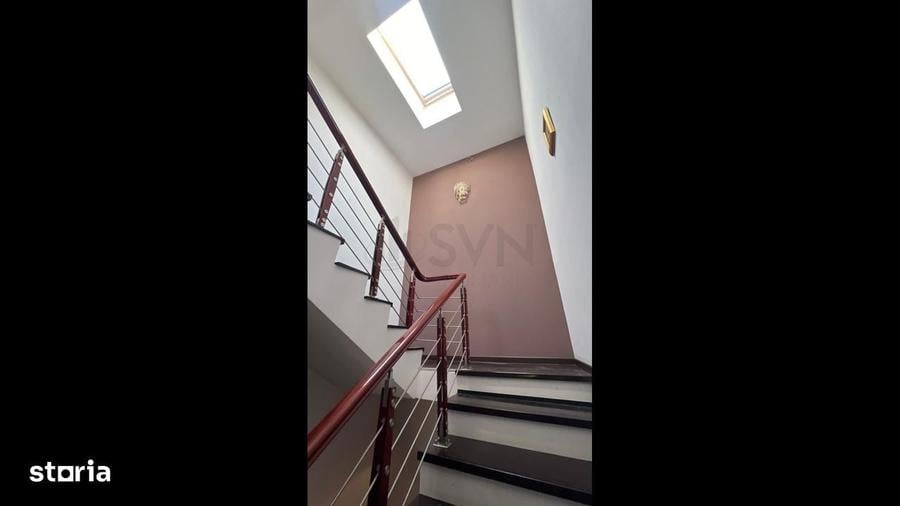 Casă cu 4 camere decomandat cu Teren 130 Mp în Central