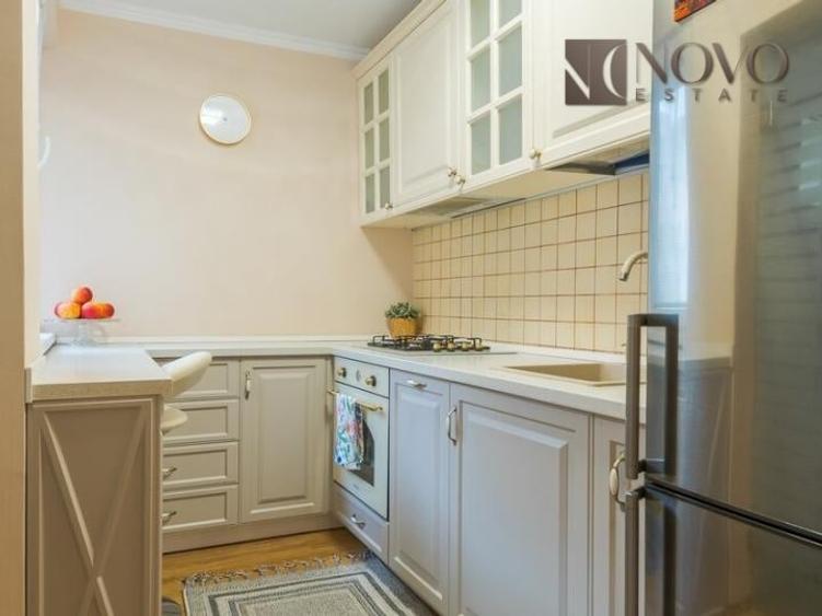 Apartament cu 3 camere decomandat, mobilat în Universitate