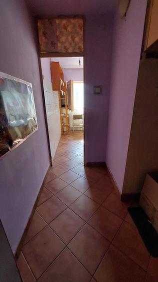 Garsonieră decomandată în Rahova