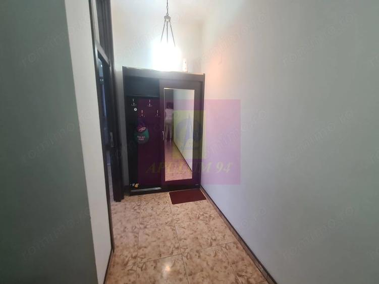 Spațiu comercial, de 742 mp, în Central