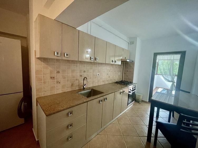 Apartament cu 2 camere decomandat în Ultracentral
