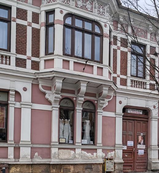 Apartament cu 3 camere decomandat în Ultracentral