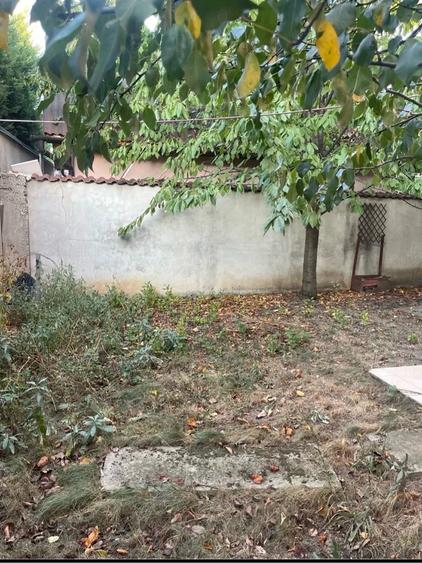 Casă cu 3 camere cu Teren 100 Mp în Foișorul de Foc