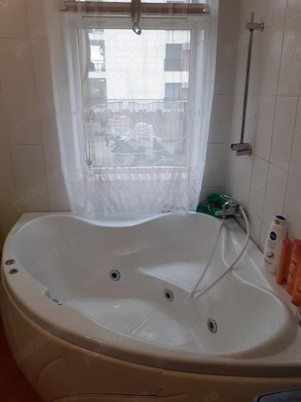 Apartament cu 2 camere decomandat în Sisești