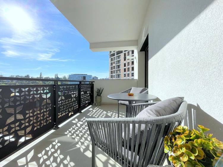 Apartament cu 2 camere decomandat, mobilat în Central